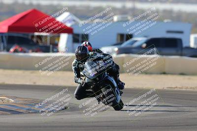 media/Dec-18-2022-SoCal Trackdays (Sun) [[8099a50955]]/Turn 2 (950am)/